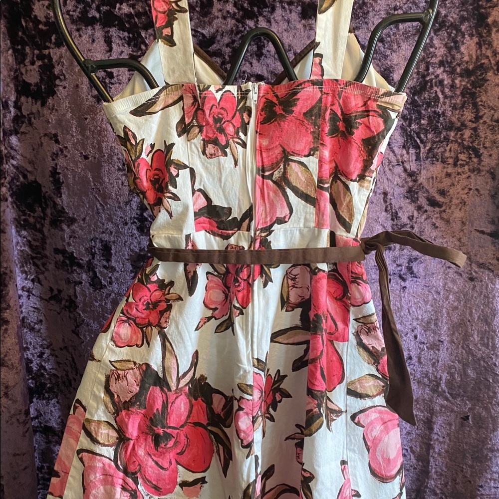 Dress - Picture 2 of 3
